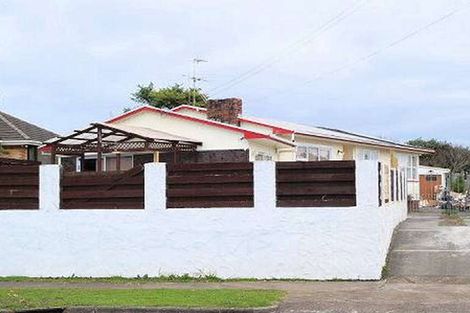 Photo of property in 14 Graeme Avenue, Mangere East, Auckland, 2024