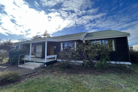 Photo of property in 3 Oxford Street, Marton, 4710