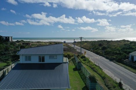 Photo of property in 121 Rua Avenue, Waitarere Beach, Levin, 5510