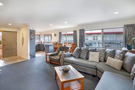 Photo of property in 143b Dixon Street, Masterton, 5810