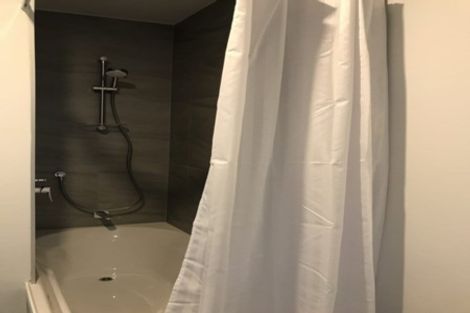 Photo of property in 18a Oriental Terrace, Oriental Bay, Wellington, 6011