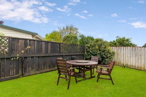 Photo of property in 13 Seaview Rise, Waiuku, 2123