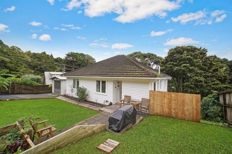 Photo of property in 396 Huia Road, Titirangi, Auckland, 0604