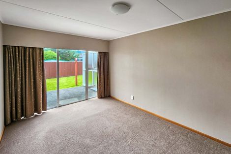 Photo of property in 2 Ferretti Grove, Avalon, Lower Hutt, 5011