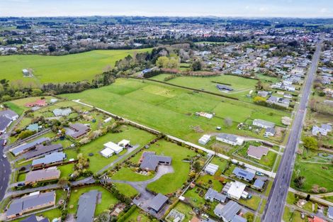 Photo of property in 14 Celia Street, Stratford, 4332