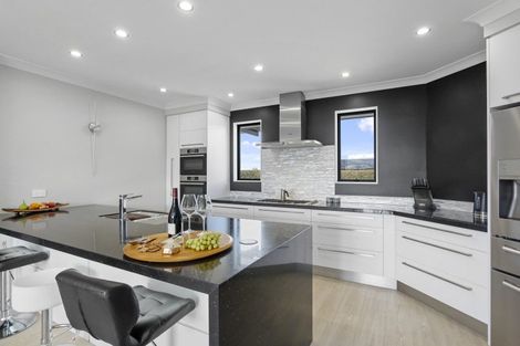 Photo of property in 29 Whitcombe Place, Darfield, 7571