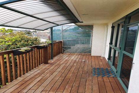 Photo of property in 42 Greenfield Drive, Western Heights, Hamilton, 3200