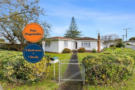 Photo of property in 11 Matapouri Road, Mangere Bridge, Auckland, 2022