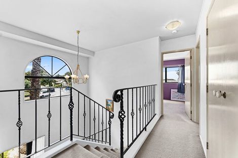 Photo of property in 10 Gunner Drive, Te Atatu Peninsula, Auckland, 0610