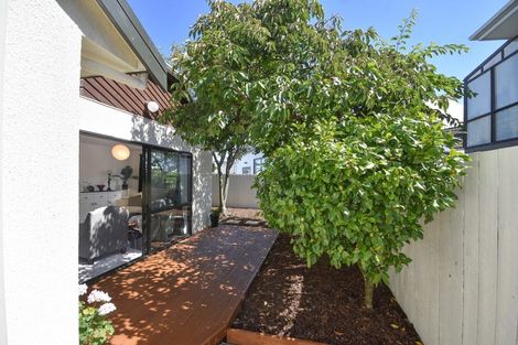 Photo of property in 72c Queens Drive, Saint Kilda, Dunedin, 9012