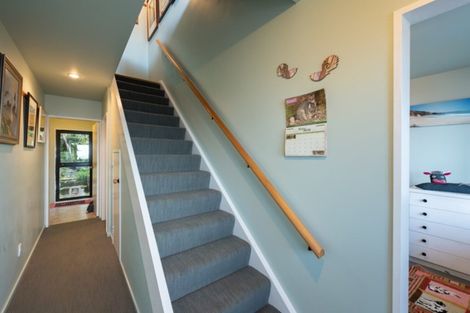 Photo of property in 422f3 Queens Drive, Lyall Bay, Wellington, 6022