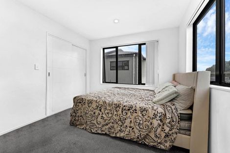 Photo of property in 10d Benton Place, Manurewa, Auckland, 2102