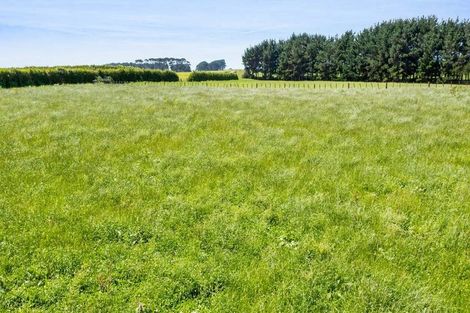 Photo of property in 174 South Road, Hawera, 4610