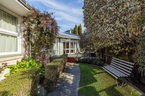 Photo of property in 409 Yaldhurst Road, Russley, Christchurch, 8042