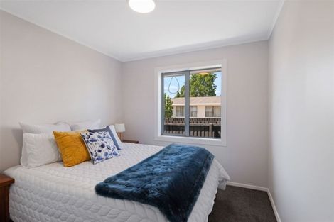 Photo of property in 55 Mcfaddens Road, St Albans, Christchurch, 8052
