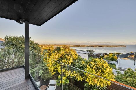 Photo of property in 6 Dunkeld Lane, Redcliffs, Christchurch, 8081