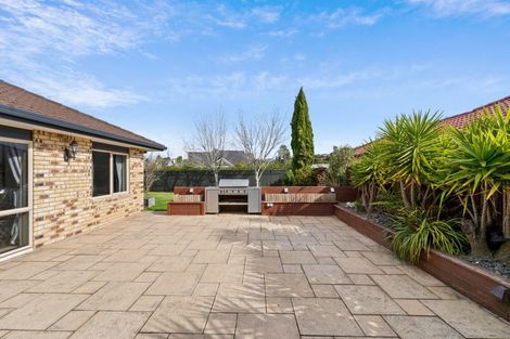 Photo of property in 30 Mcleod Place, Papamoa Beach, Papamoa, 3118