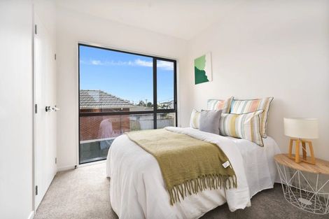 Photo of property in 6/442 Old Te Atatu Road, Te Atatu Peninsula, Auckland, 0610