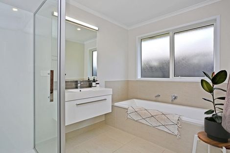 Photo of property in 3 Richards Street, Cambridge, 3434