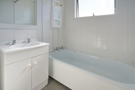 Photo of property in 4/477 Hereford Street, Linwood, Christchurch, 8011