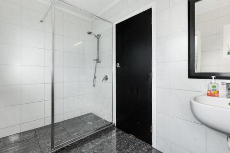 Photo of property in 14 Mason Street, New Lynn, Auckland, 0600