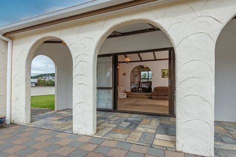 Photo of property in 14 Norfolk Crescent, Otaki Beach, Otaki, 5512