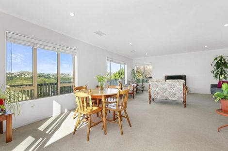 Photo of property in 60 Mauldeth Terrace, Churton Park, Wellington, 6037