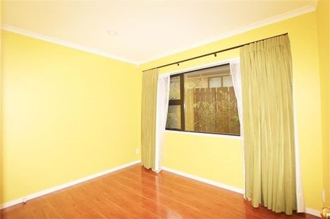Photo of property in 103 Golf Road, New Lynn, Auckland, 0600