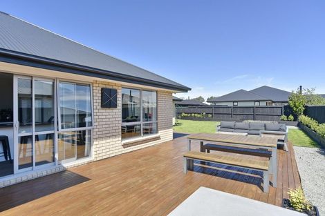 Photo of property in 6 Fearne Drive, Woodend, 7610