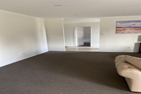 Photo of property in 125 Gracechurch Drive, Flat Bush, Auckland, 2016