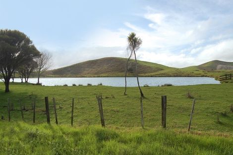 Photo of property in 144 Takahoa Drive, Kaiwaka, 0573