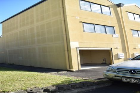 Photo of property in 13/12 Crown Lynn Place, New Lynn, Auckland, 0600