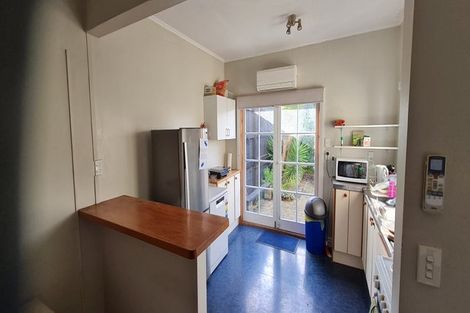 Photo of property in 6 Gordon Street, Newtown, Wellington, 6021
