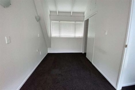 Photo of property in 13 Felstead Street, Birkenhead, Auckland, 0626