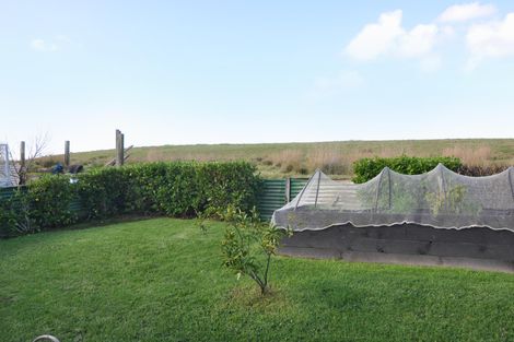 Photo of property in 38 Bickerstaffe Road, Maungaturoto, 0520