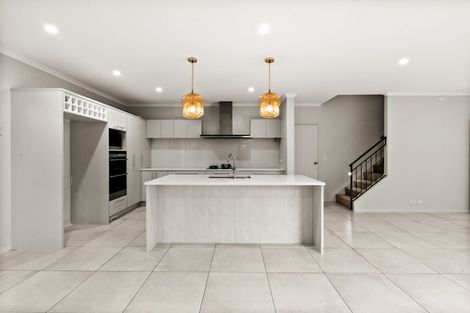 Photo of property in 41 Andalusian Way, Karaka, Papakura, 2113