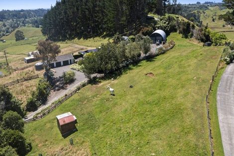 Photo of property in 543 Mataro Road, Onaero, Urenui, 4375