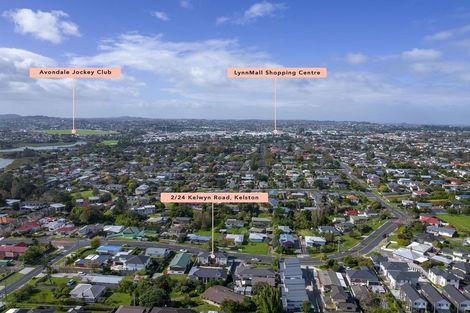 Photo of property in 2/24 Kelwyn Road, Kelston, Auckland, 0602