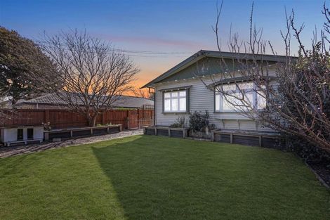 Photo of property in 96 Condell Avenue, Papanui, Christchurch, 8053