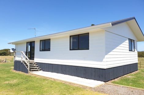 Photo of property in 42 Parakai Avenue, Parakai, 0830