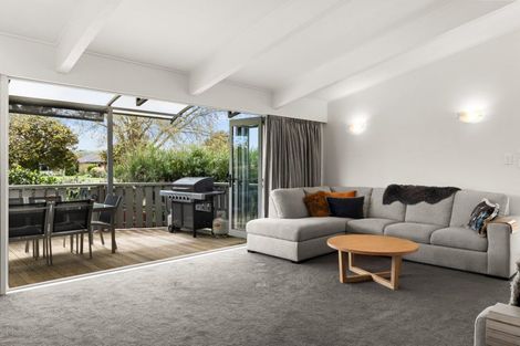 Photo of property in 106 Avondale Road, Taradale, Napier, 4112