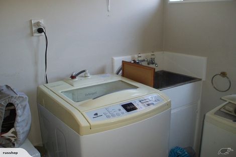 Photo of property in 2/25 Horoeka Street, Stokes Valley, Lower Hutt, 5019