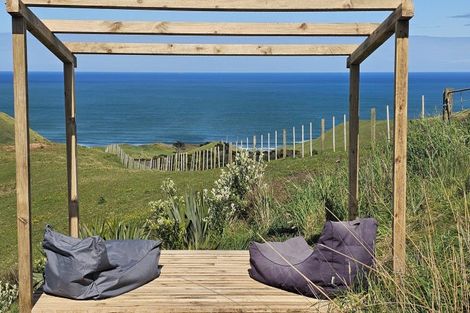 Photo of property in 1615 Whaanga Road, Raglan, 3296