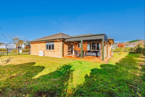 Photo of property in 11 Marshall Close, Motuoapa, Turangi, 3382