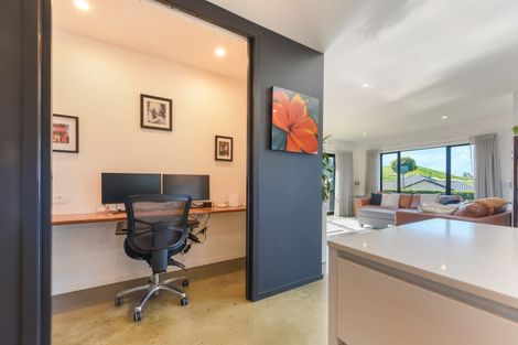 Photo of property in 17 Huntaway Close, Stoke, Nelson, 7011