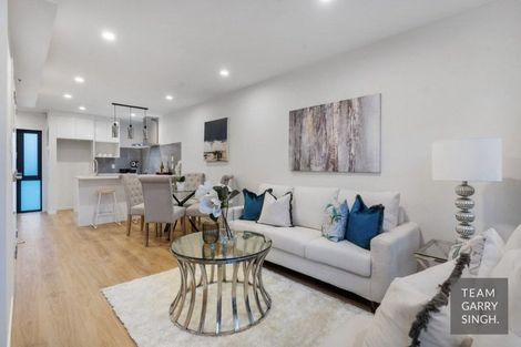 Photo of property in 8f Rainbow Place, Wattle Downs, Auckland, 2103