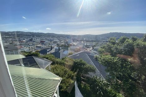 Photo of property in 6 Doctors Common, Mount Victoria, Wellington, 6011