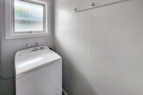 Photo of property in 2 Ferretti Grove, Avalon, Lower Hutt, 5011