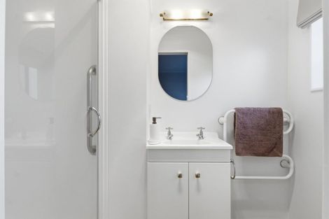 Photo of property in 10 Denny Hulme Drive, Mount Maunganui, 3116