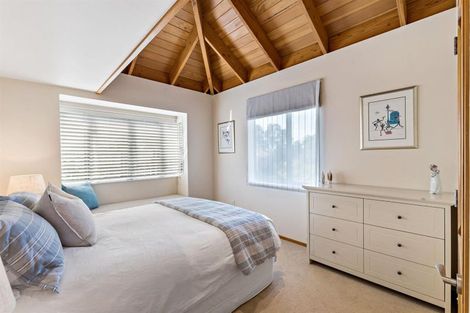Photo of property in 2/33 Milford Road, Milford, Auckland, 0620
